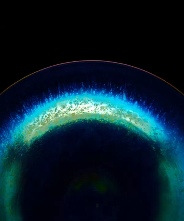 A halo of simmering art glass